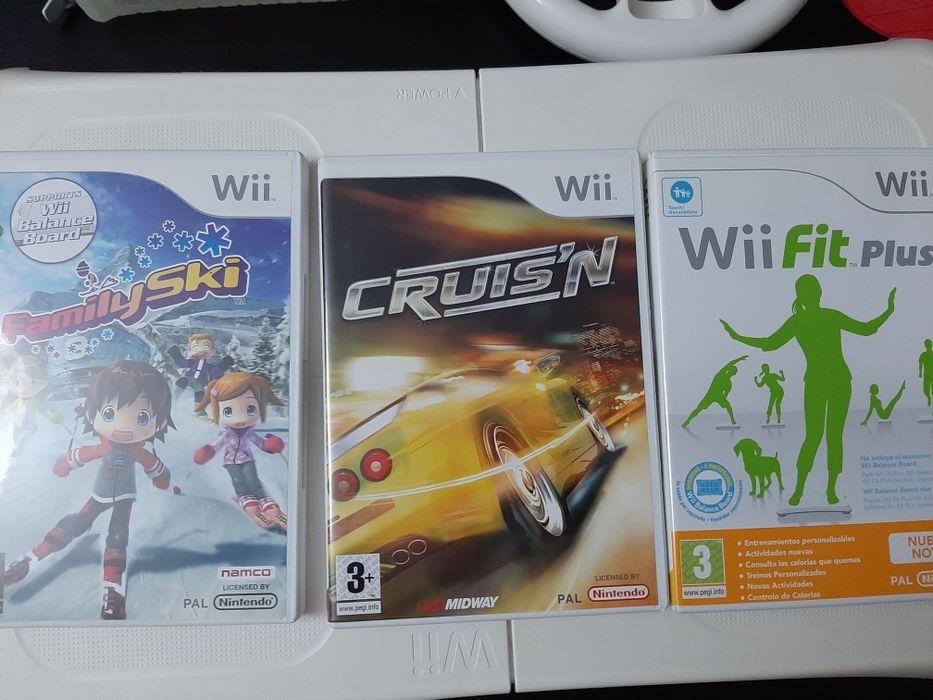 Vende-se Wii + balance board + jogos