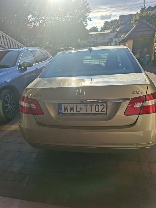 Mercedes E250 2008 rok