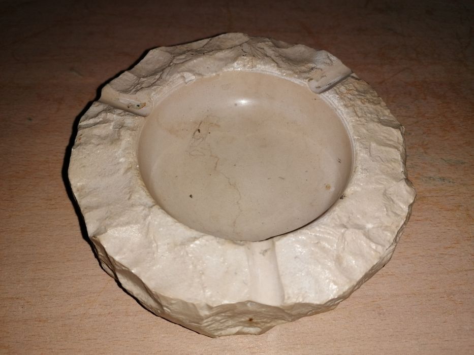 Colecções, cinzeiro, etc.