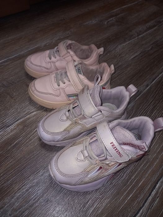 Кросівки 27 р, ціна за 2 пари