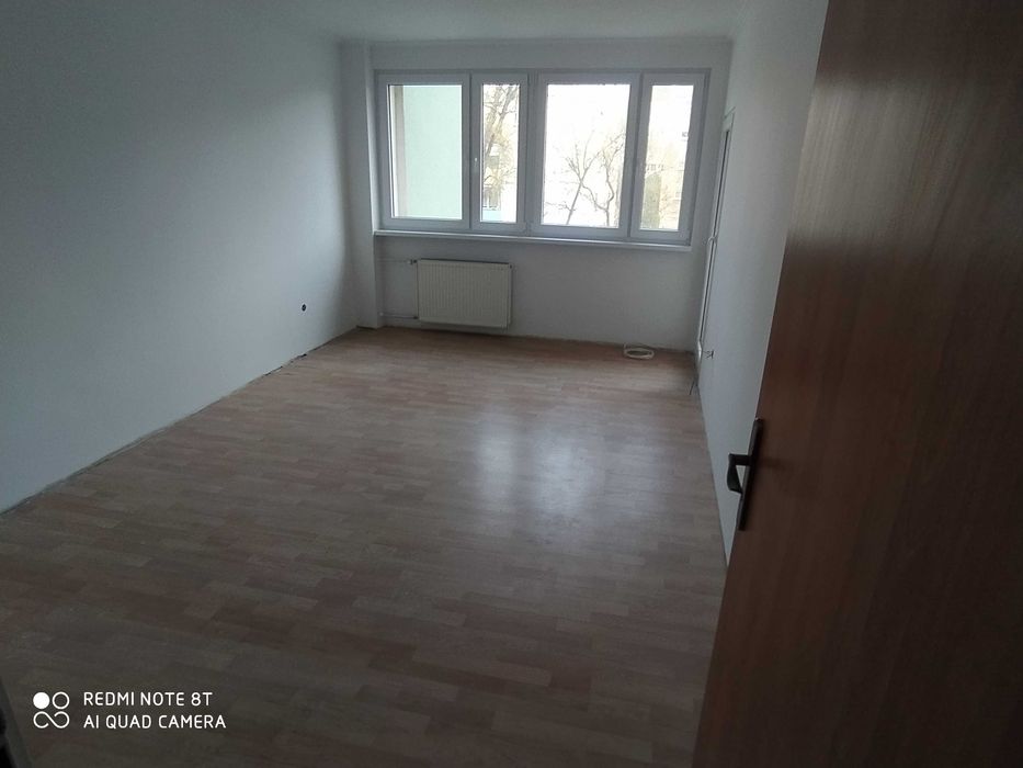 Ładne mieszkanie, cicha okolica