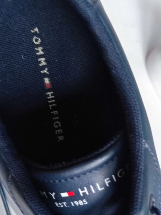 - Tommy Hilfiger  - Sneakersy, trampki r. 41