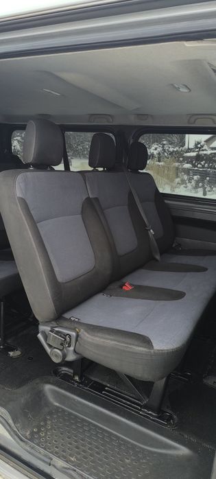 Opel Vivaro 1.6 , 9 osobowy. Pierwszy właściciel,salon Polska