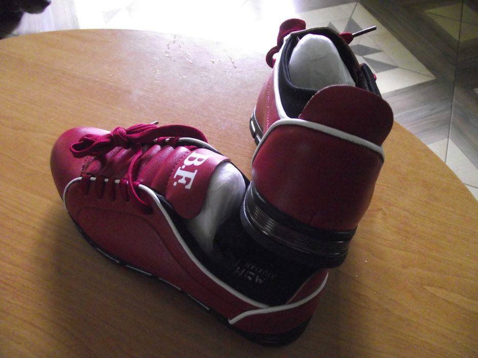 Eleganckie buty B F czerwone -wiśnia  rozmiar 38