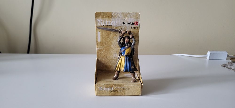 Schleich rycerz z mieczem dwuręcznym figurka model wycofany