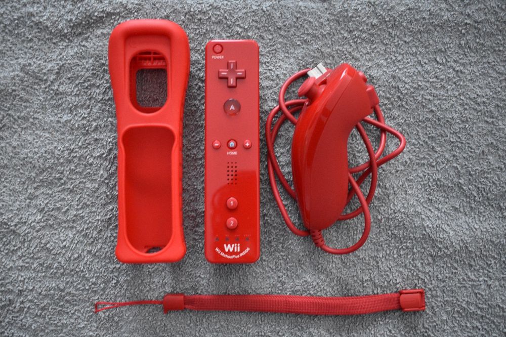 Conjunto Wii mini vermelha