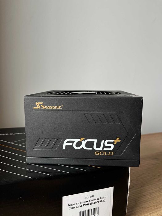Блок живлення Seasonic Focus Plus Gold 550W (SSR-550FX)