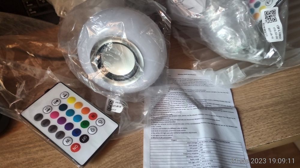 Żarówka led ,kolor ,pilot