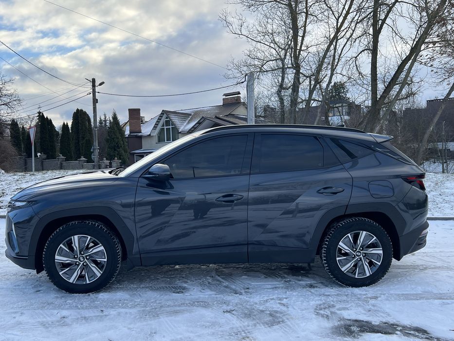 Офіційне авто, 2024 рік, стан - новий