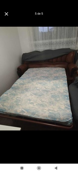 Vendo sofá cama de 3 lugares e 2 individuais