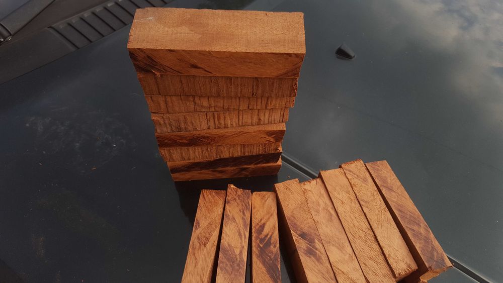 Красное дерево заготовки  для ножей