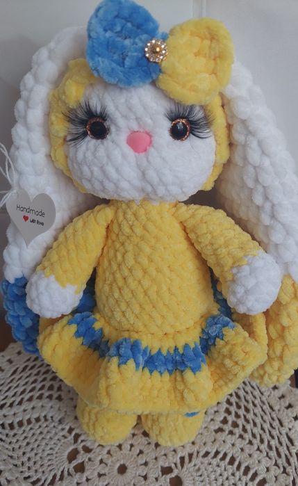 В'язані іграшки.