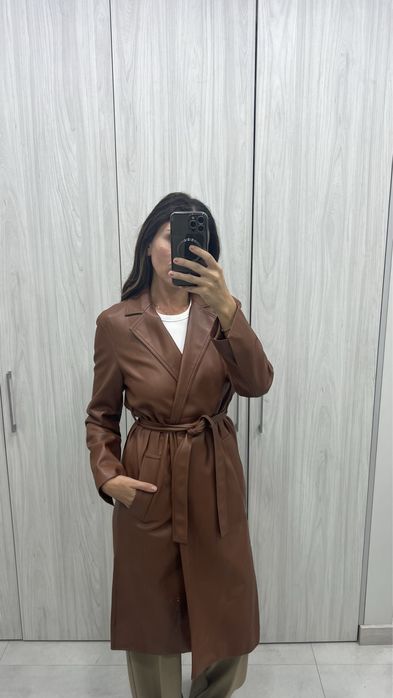 Кожанный плащ zara