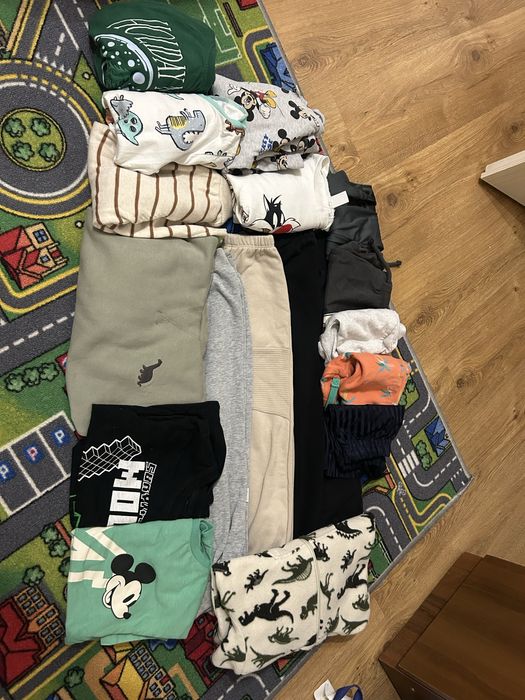 Продам лотами розмір 104/110