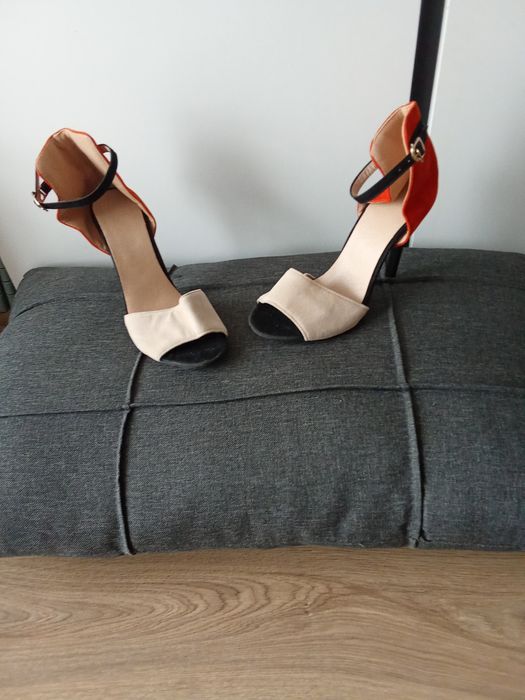 Szpilki damskie nowe