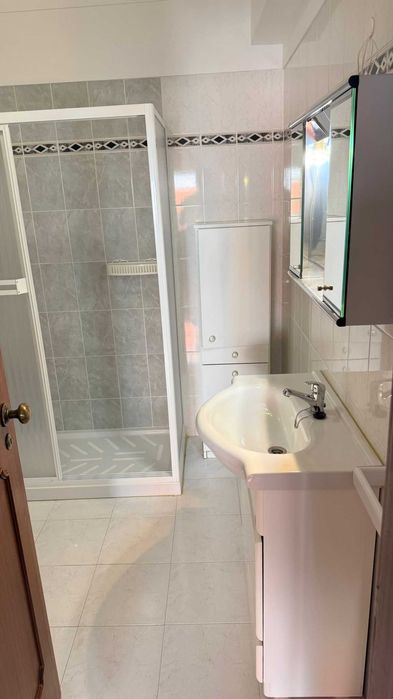 Apartamento T3 com garagem e arrumos – Coimbra Eiras