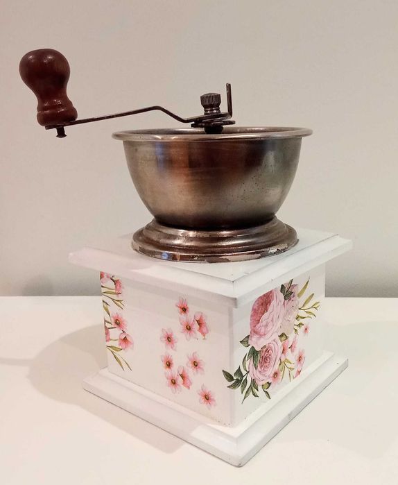 Moinho de Café Antigo renovado