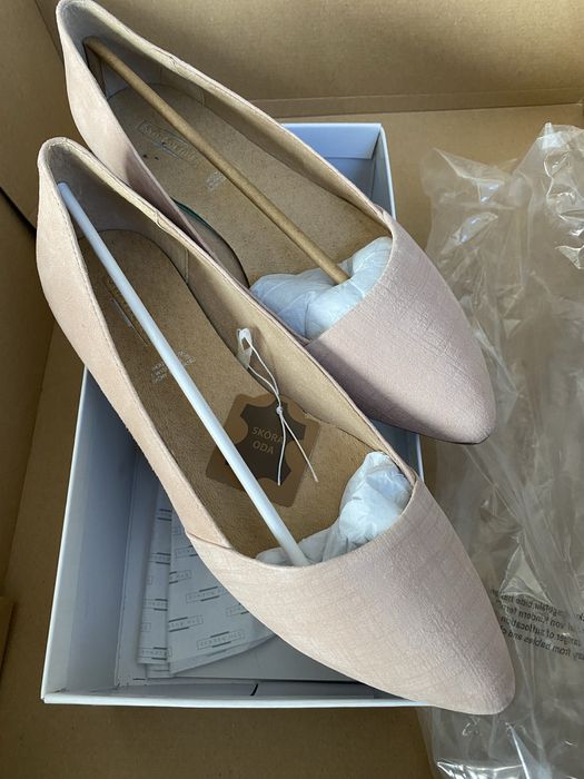 5th Avenue  Nowe baleriny zamszowe skóra na wesele komunia pudrowy róż beż