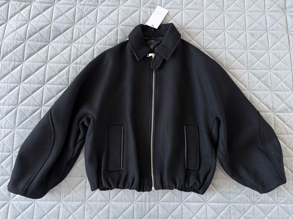 Стильний бомбер, куртка вовна Zara. Чорний