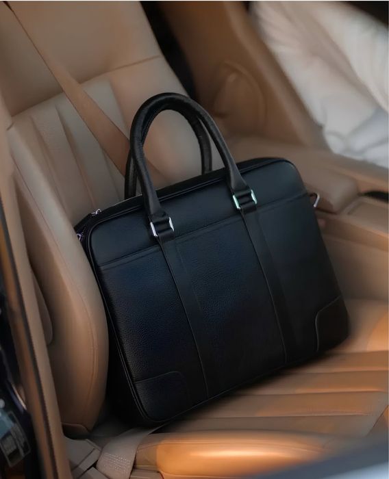 Якісна чоловіча шкіряна сумка- портфель, для ноутбука чи документів