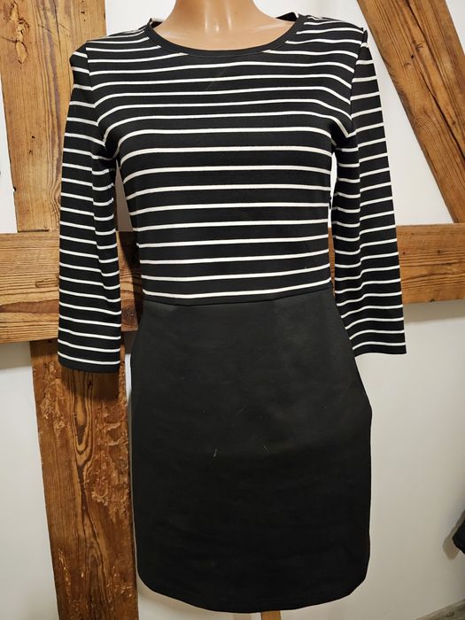 Sukienka firmy House