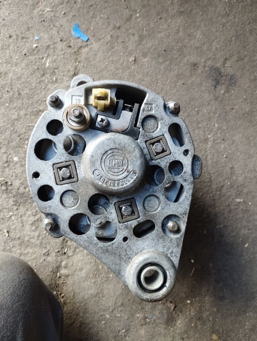 Alternator 14v do ciągnika