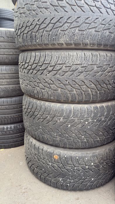 255/45/19 Nokian Hakkapeliitta R3 SUV