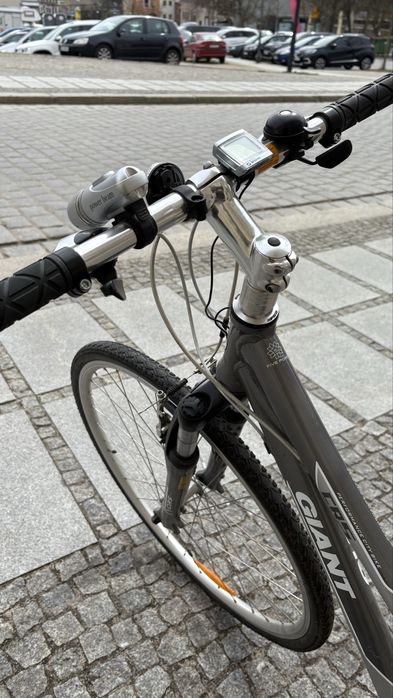 Rower Giant stebrny SLX
