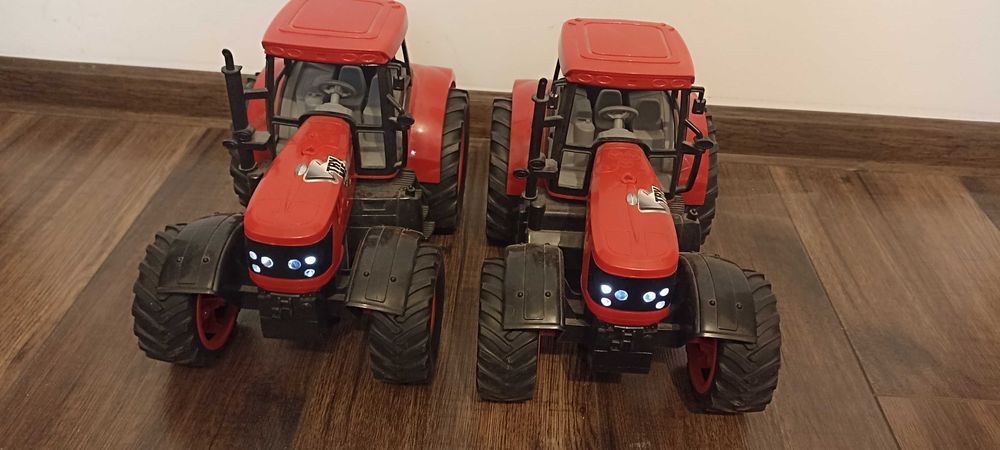 Traktor duży światło dźwięk