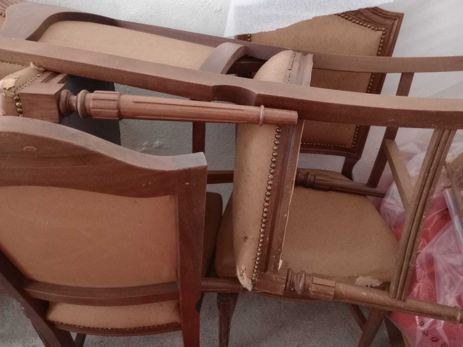 Conjunto 8 cadeiras jantar - madeira maciça