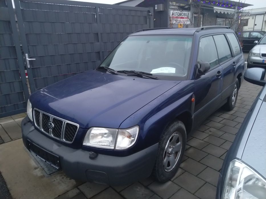 Subaru Forester sf silnik skrzynia części