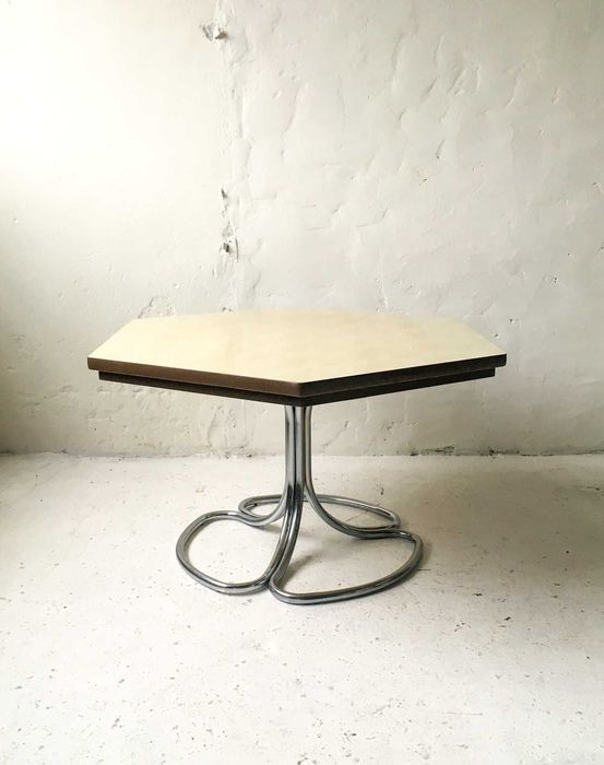 Włoski stół jadalniany w stylu Giotto Stopino lata 70 vintage design