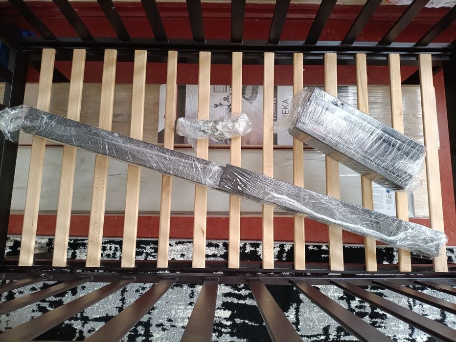 Дитяче ліжко з маятником та + 2 матраци