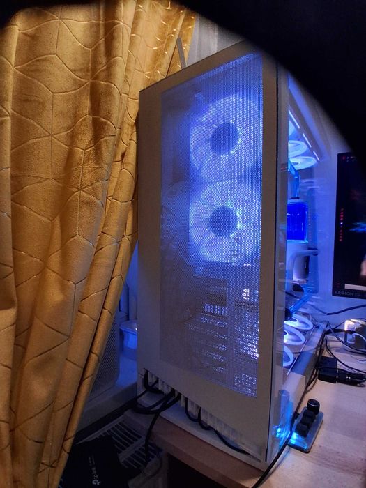 Komputer Custom Loop >32Gb 6000mt/s CL30 Pod Gaming / Stacja robocza