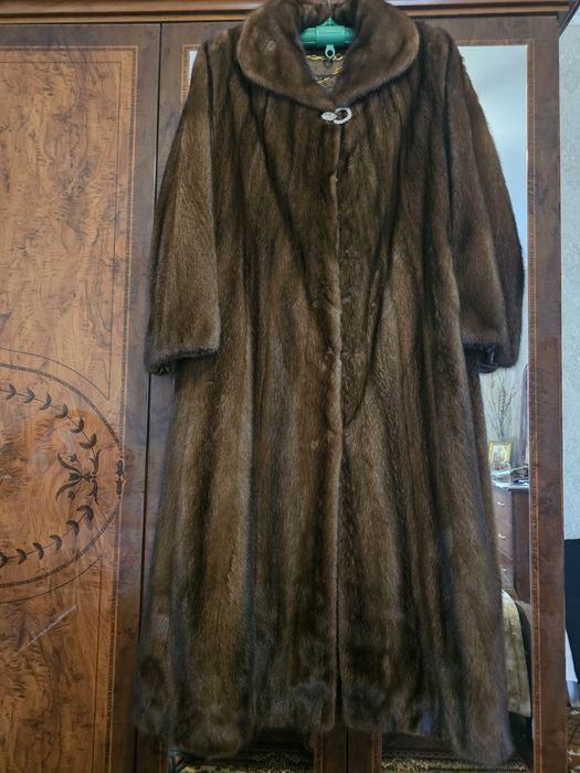 Шуба норковая в гарному стані Турція на полную женщину