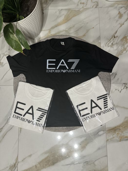 Футболки EA7 Нові