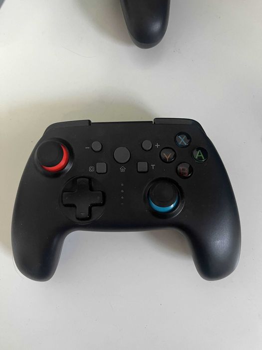 Zestaw Nintendo Switch V2 + karty microsd + pad + dodatki