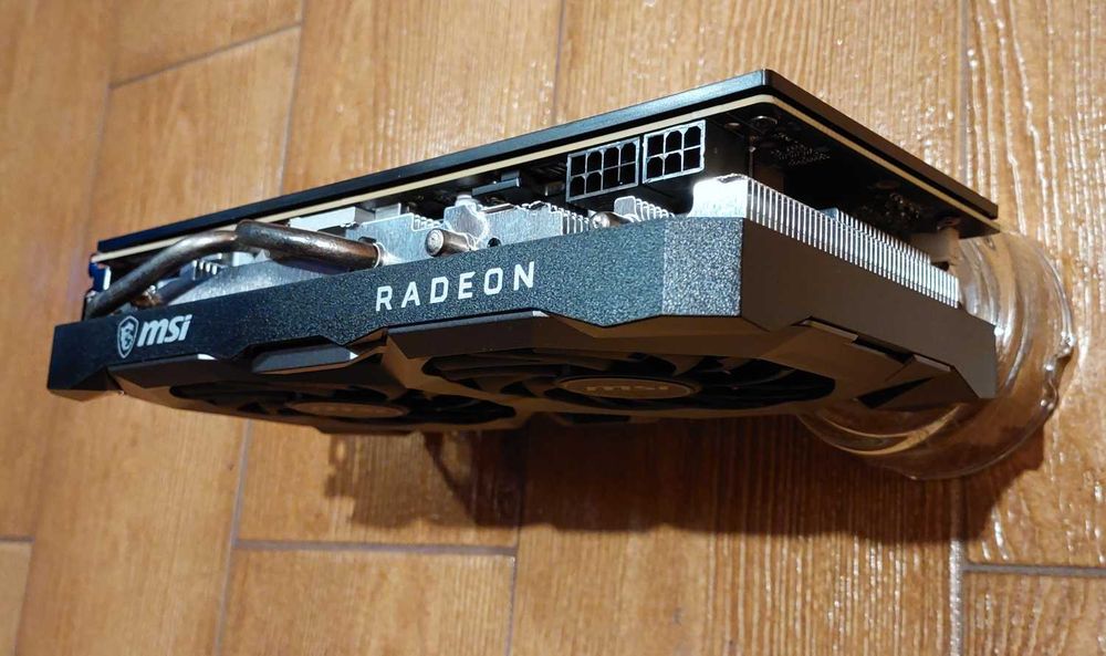 Placa gráfica MSI Radeon RX 5700 XT MECH OC 8GB GDDR6