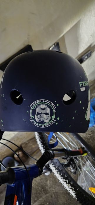 Kask rowerowy granatowy