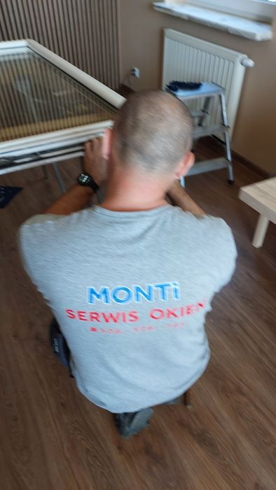 Serwis okien i drzwi pcv.