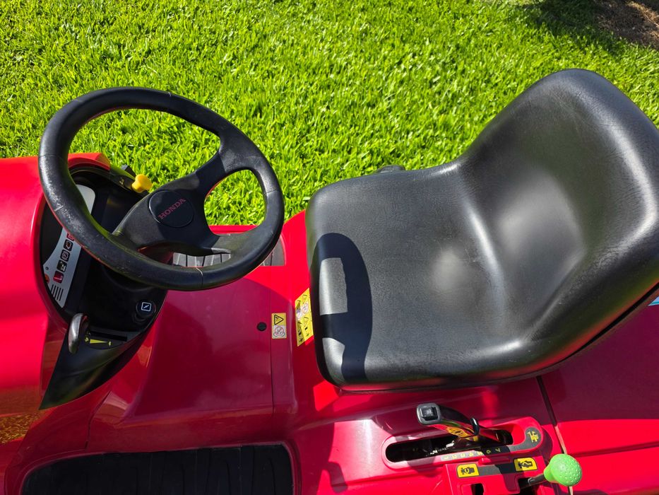 Trator de relva HONDA HF 2417