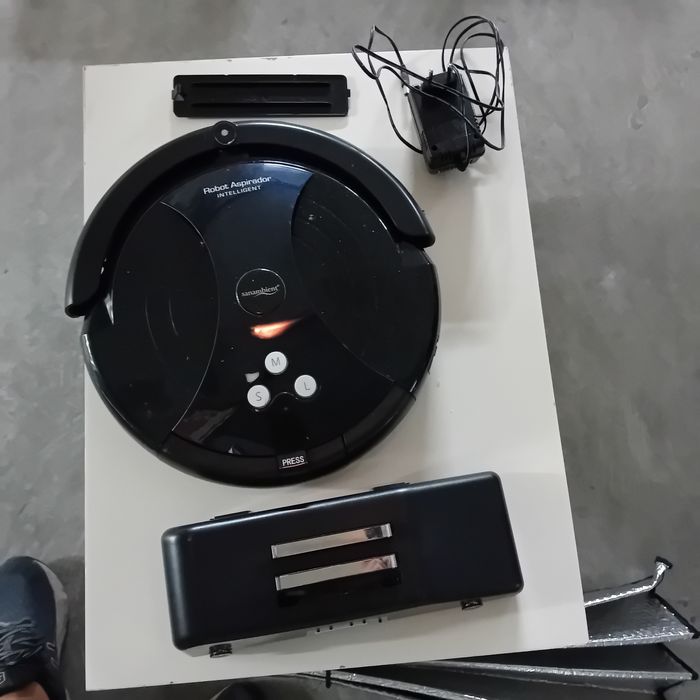Robbot Aspirador para peças