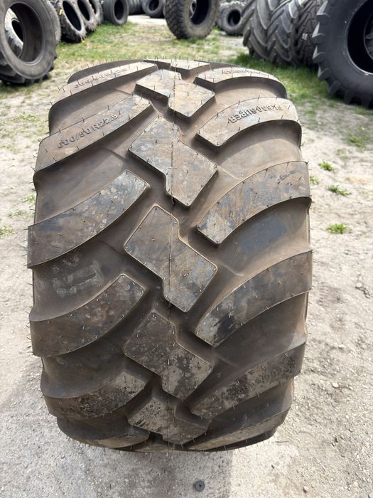 Opona 600/50R22.5 BKT Nowa