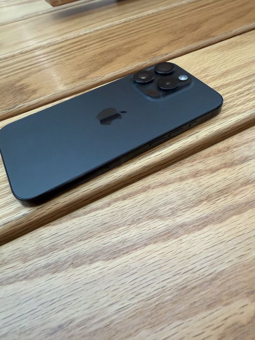 Iphone 15 pro preto