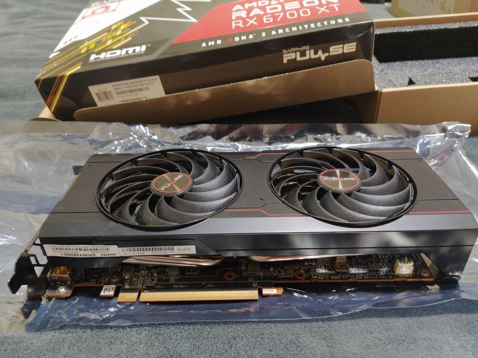 Відеокарта amd radeon rx 6700xt pulse