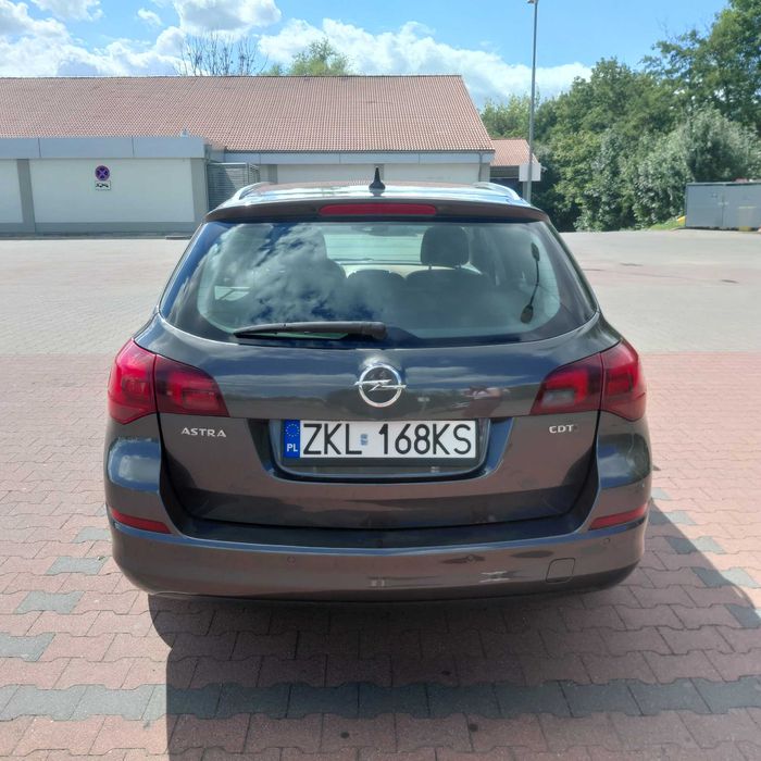 Opel Astra J 1.7 CDTI 110 KM | Kombi | 2011 | Diesel | Manual