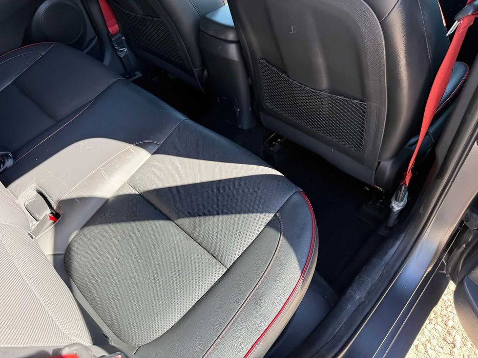Hyundai Kona      2018