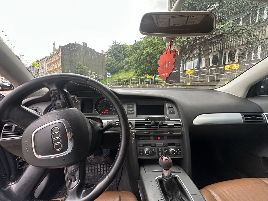 Audi a6c6.