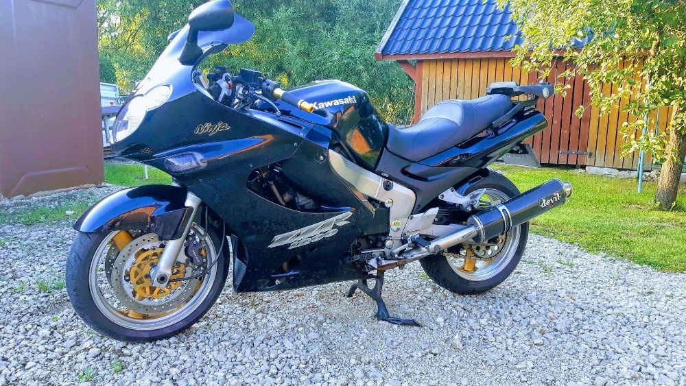 Продажа KAWASAKI ZZ-R1200, 2002 г., 47954 км., черный (Киев, Украина)