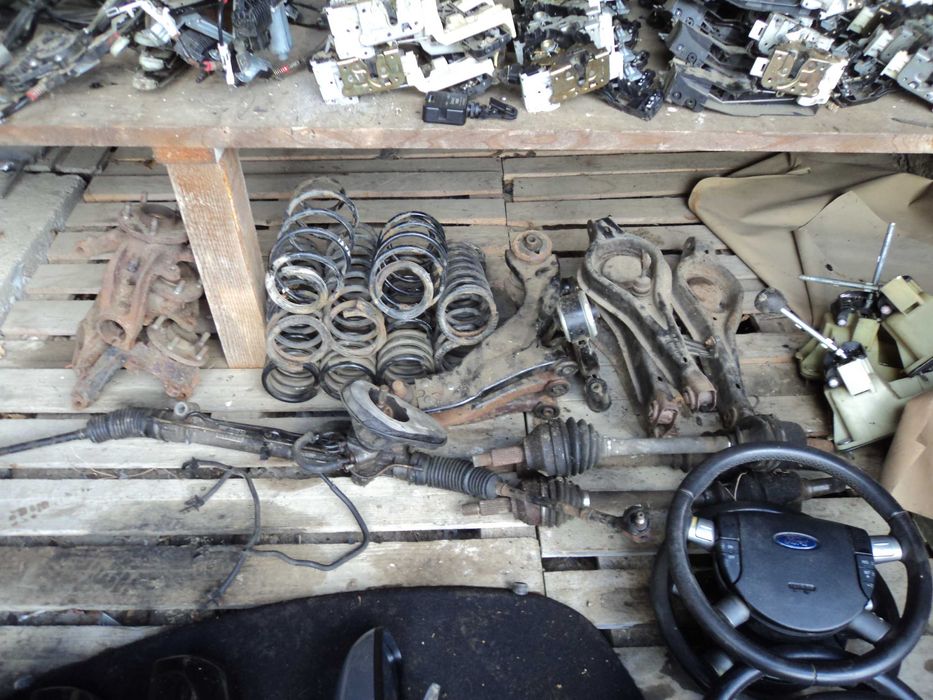 Ford Мондео 3 розборка телевізор окуляр решотка Форд